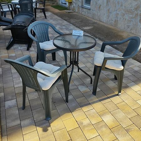 Apartment Zlatko Ρόβινι Εξωτερικό φωτογραφία